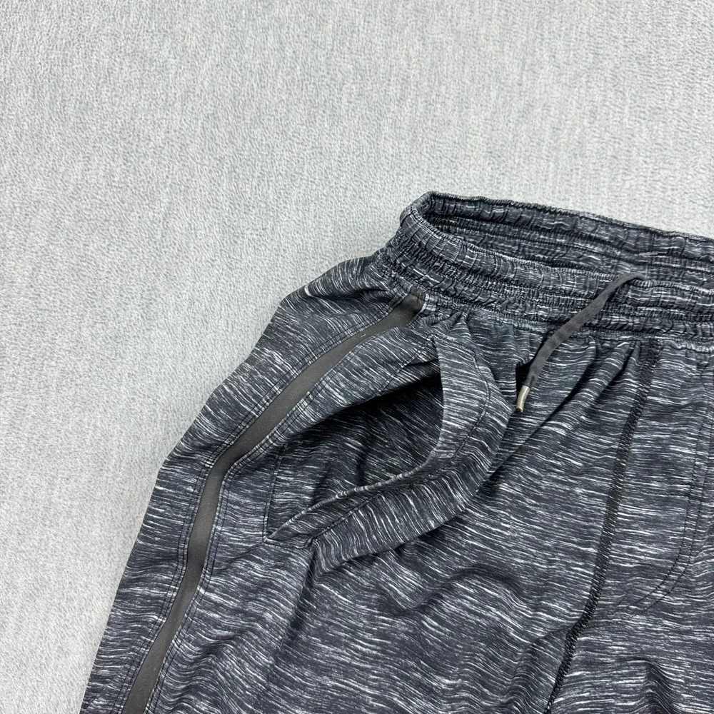 Lululemon Shorts Mens Small Gray Pace Breaker 9